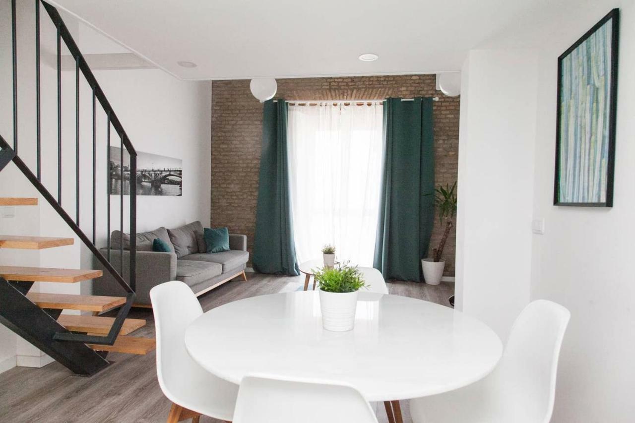 Gotoseville Feria Apartments エクステリア 写真
