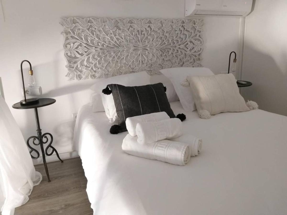 Gotoseville Feria Apartments エクステリア 写真
